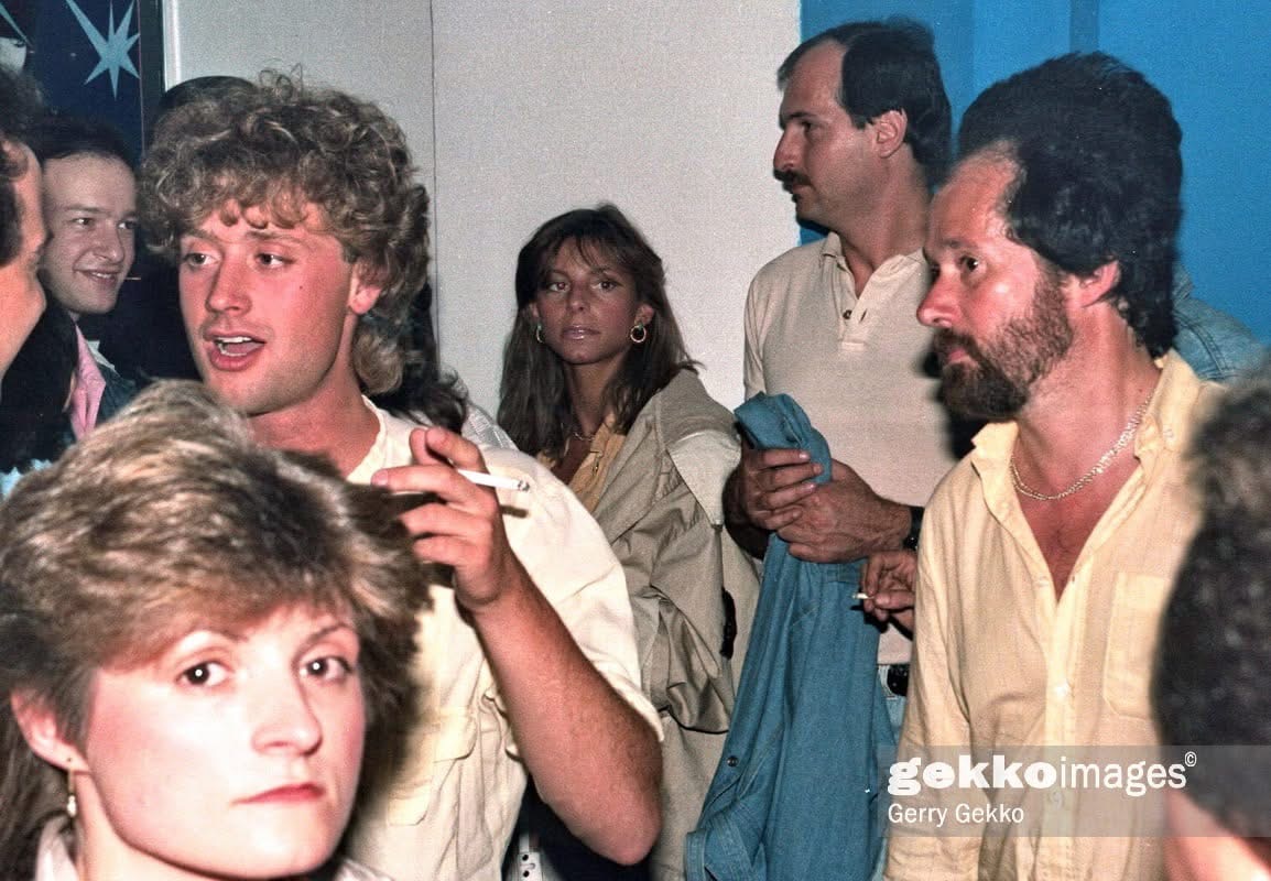 Vintage Cage, 1980er Jahre — Partygesellschaft