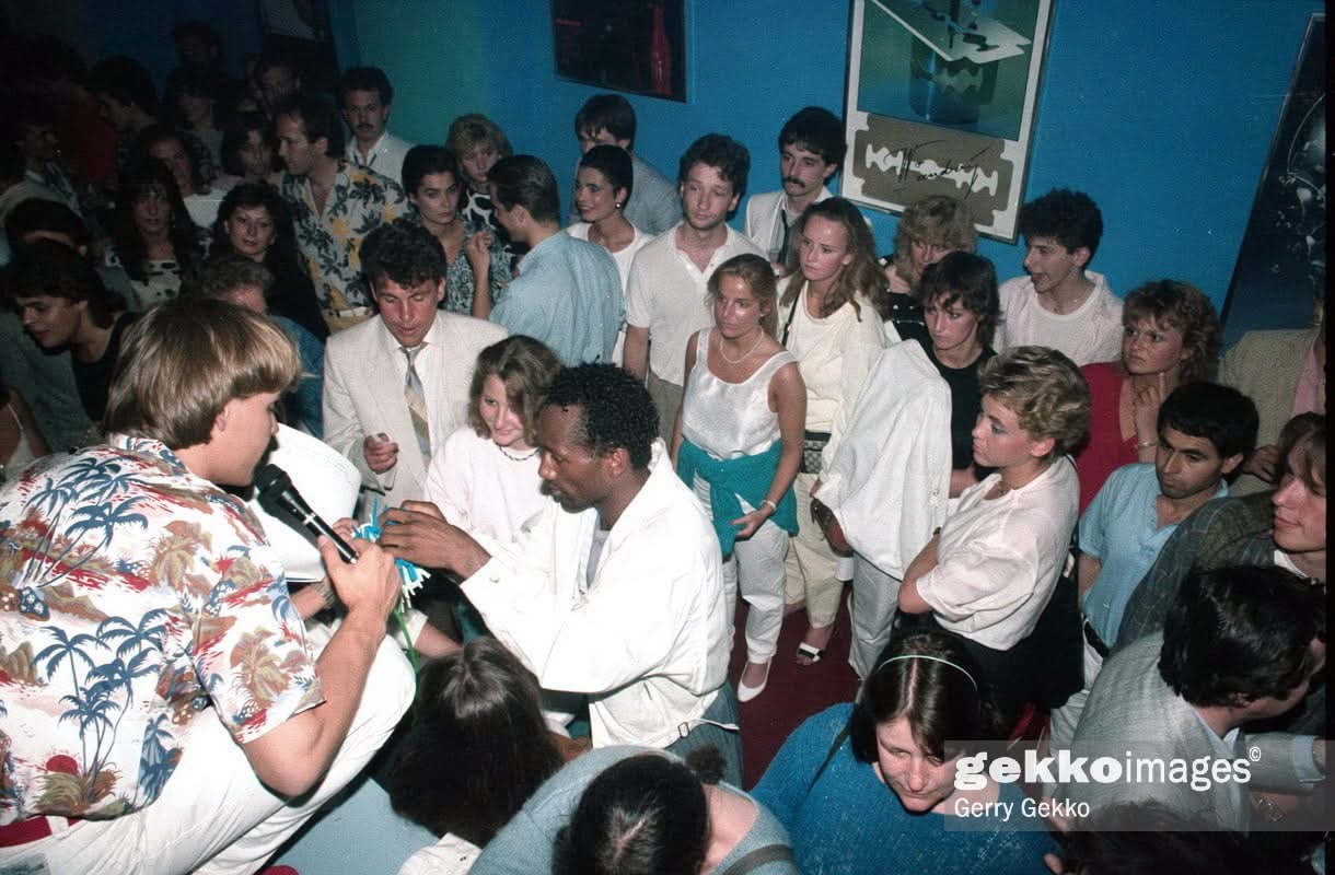 Vintage Cage, 1980er Jahre — ausverkaufter Clubabend