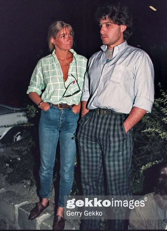 Vintage Cage, 1980er Jahre — Gäste im Freien